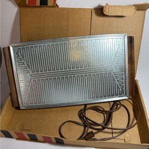Mid Century Salton Electric Warmer in original box